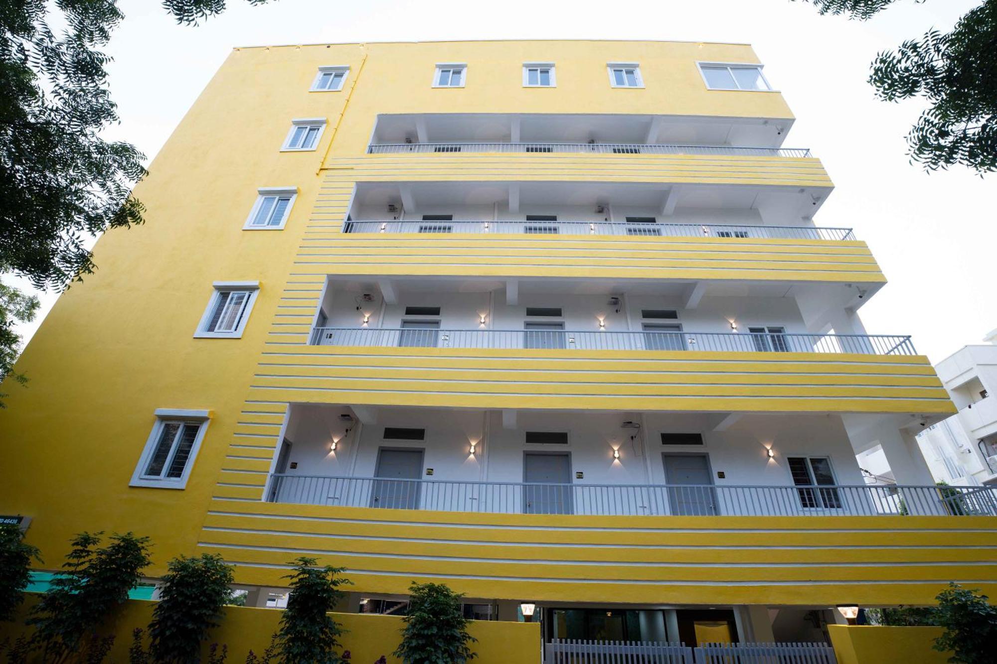 Yellow Bells Studios And Suites Gachibowli Esterno foto